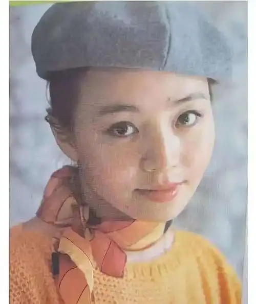 宋丹丹为什么总喜欢在内娱当妈?