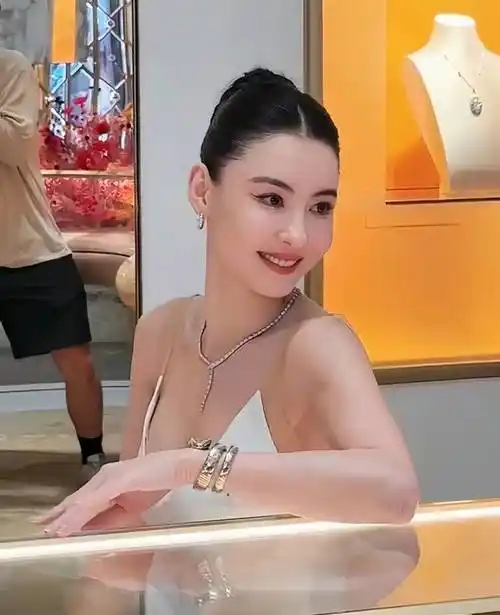 张柏芝的魅力:颜值与演技双重震撼!_面相_影视圈_女性