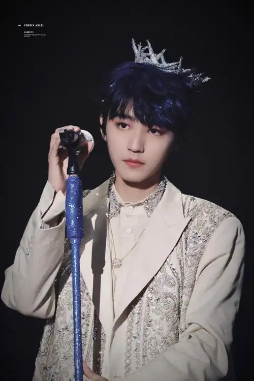 王俊凯十周年演唱会单人机位##陪王俊凯奔赴每一个十年