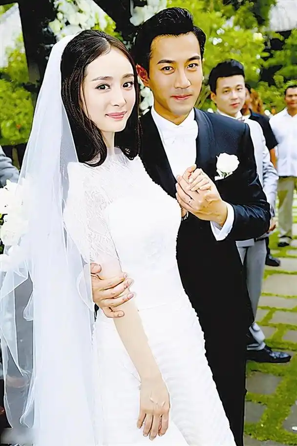 杨幂离异方明白:女人再红,也不如婚姻重要