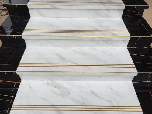 冠珠萨米特大理石瓷砖 楼梯踏步铺贴效果