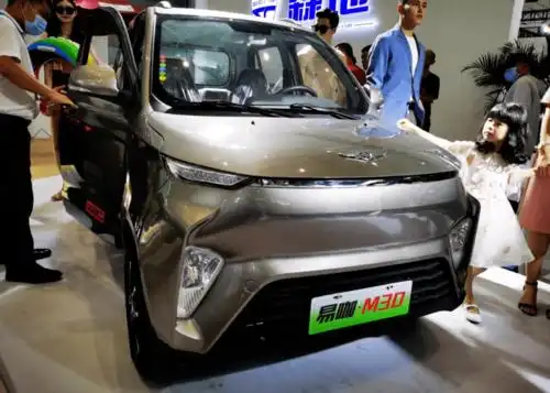 易咖爆款m30亮相济南展,多维度加持再创品牌新高度!_搜狐汽车_搜狐网