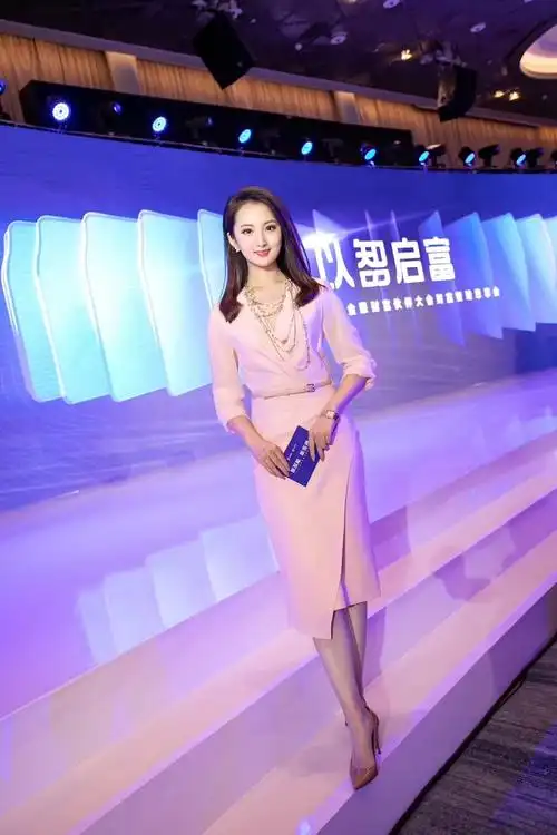 上海电视台主持人事件(上海电视台主持人 事件都有谁)