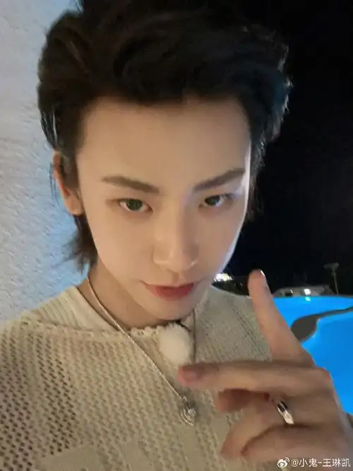 小鬼说一切浪漫因你而来