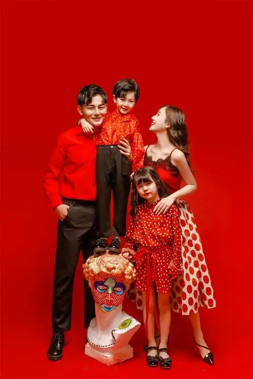 新款影楼亲子摄影服儿童写真服装一家四口全家福艺术拍照写真衣服