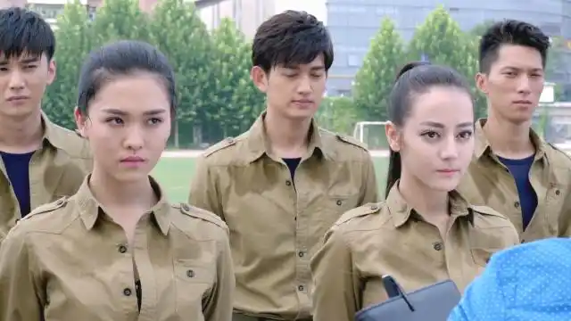 麻辣变形计:马可瞧不起热巴队友,热巴霸气怒怼,还给马可取外号