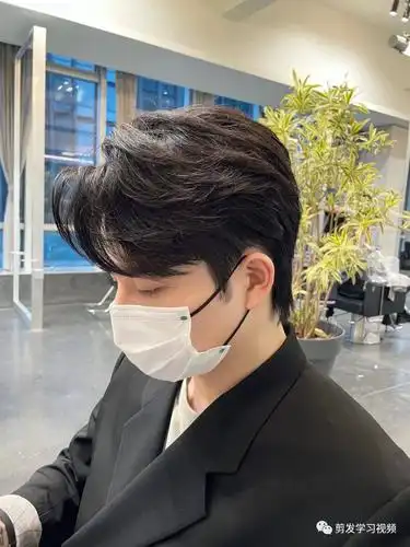 2021精选男士发型(200款) - 饼型图片大全 - 实验室设备网