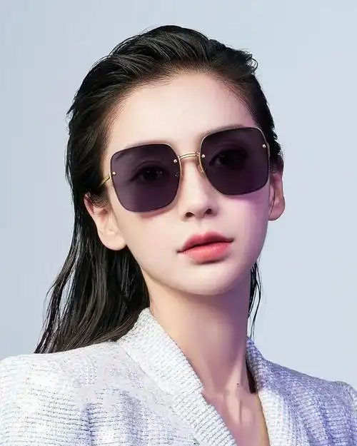 angelababy真是美女中的佼佼者代言陌森眼镜五官轮廓接近完美
