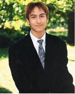 百亿富少汤珈铖不交女友急坏母亲:太宅了