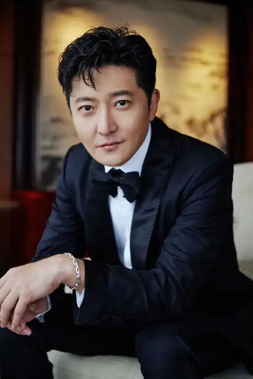 郭京飞瘦的好明显##郭京飞真瘦了##白玉兰颁奖