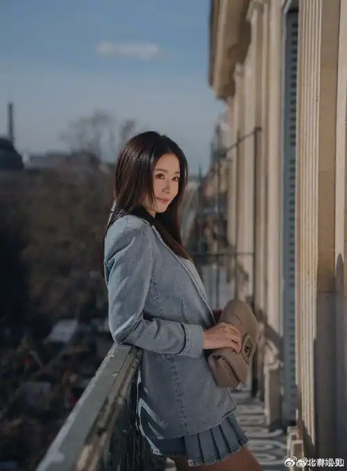 【#林心如回应参加浪姐#】网传,林心如在热门综艺"浪姐6"的邀请名单上