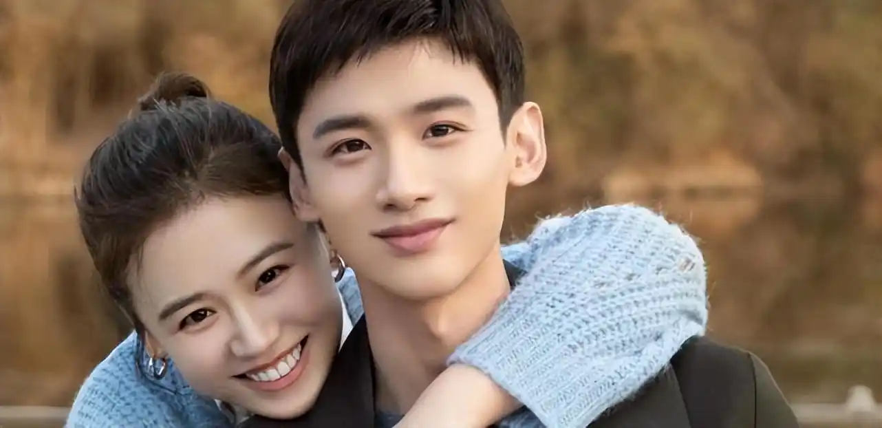 最帅男星军装照,是杨洋还是白敬亭?网友问到:肖战去哪了?