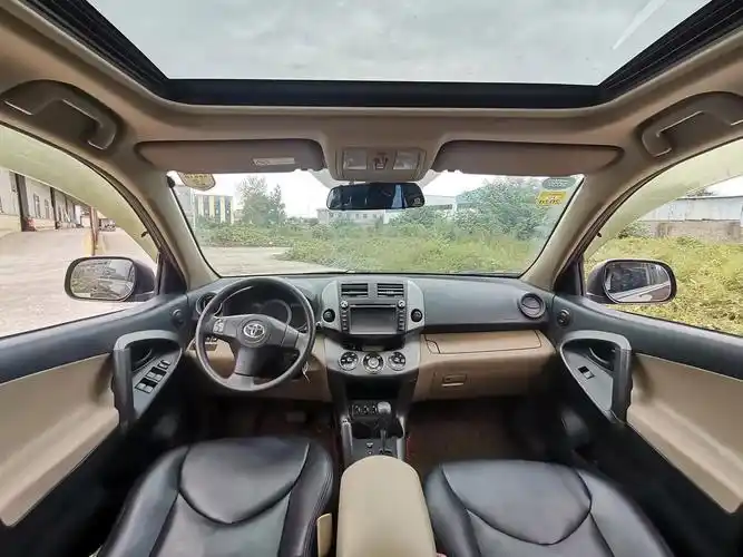 新到12年丰田荣放rav4自动挡20排量四驱多功能方向盘天窗车况完美内饰