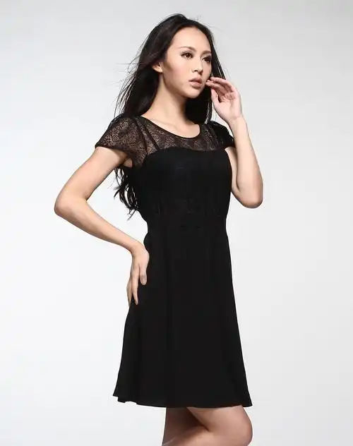 黑色蕾丝镂空性感短袖连衣裙