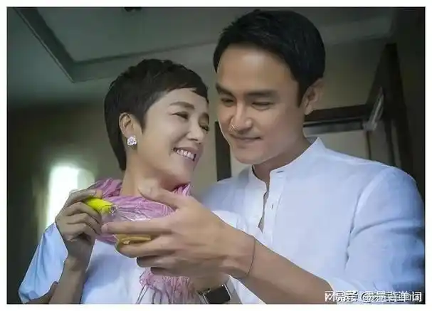 中老年演员非要拍激情吻戏,伸舌头咬嘴唇尺度太惊人|蒋雯丽|张嘉译