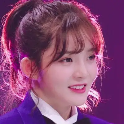 创造101 王晴女爱豆头像/lacey.