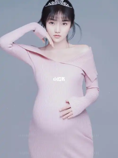 请欣赏女明星的孕妇照