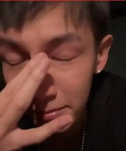 柯震东房祖名再道歉,一个哭成泪人一个嬉皮笑脸:富二代也有烦恼