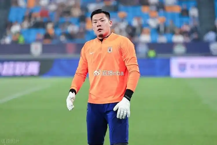 鲁能刚1比1绝平津门虎,王大雷就公开发声,球迷直言他胆子真大