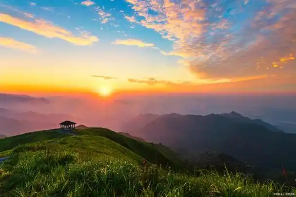 江西萍乡市武功山景区:自然之美与历史传奇