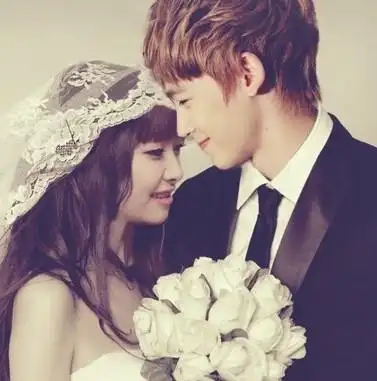 宋茜尼坤承认交往,宋茜尼坤婚纱照