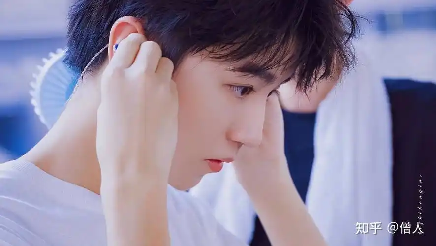 有没有王俊凯的电脑壁纸(要横的)? - 知乎