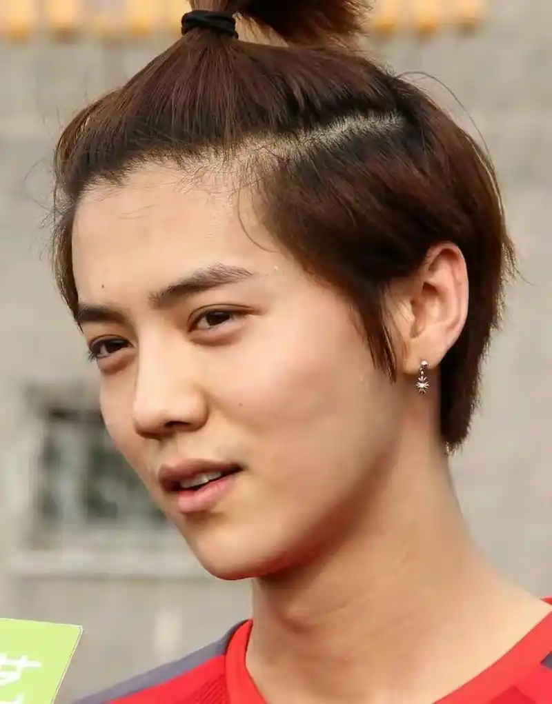 高清镜头下的鹿晗,皮肤是真的好