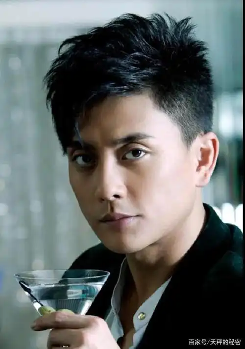 雅痞男神黄宗泽,为什么女生都爱他的"渣男脸"?