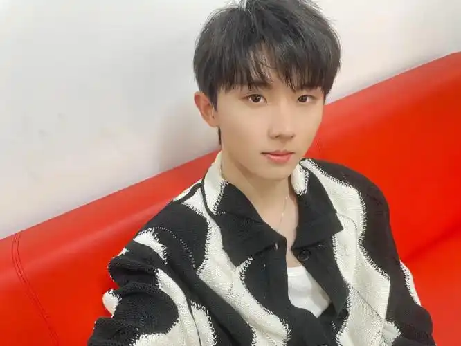 我靠!自拍!#马嘉祺声生不息宝岛季