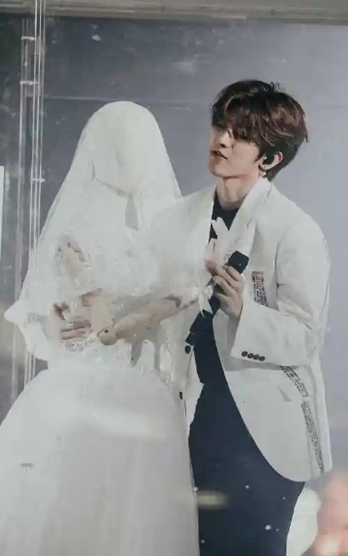 蔡徐坤##蔡徐坤ins