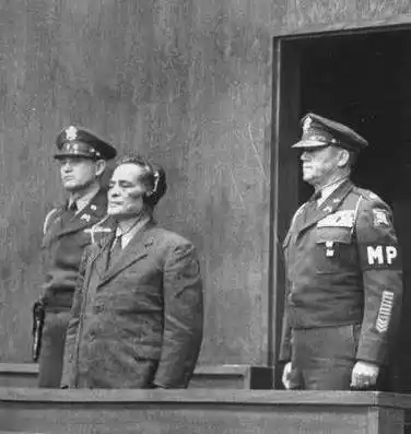 他是希特勒的日本心腹,却意外变成盟军间谍_大岛浩_德国_轴心国