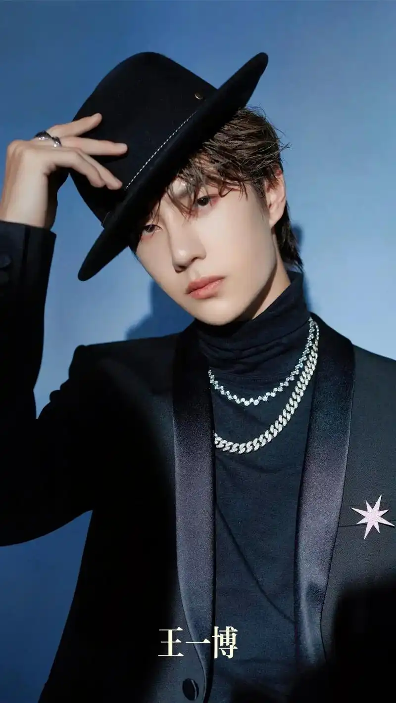 分享一波高清男明星壁纸.#抖音图文來了 #男明星 #帅哥 # - 抖音