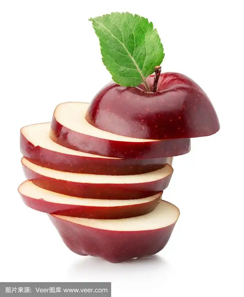 切开的红苹果孤立在白色背景上