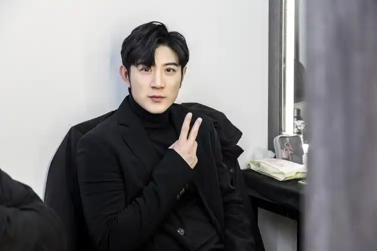 高晓攀分享为春晚做的努力以为获得众多网友留言支持