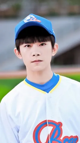 易烊千玺 |棒球千!