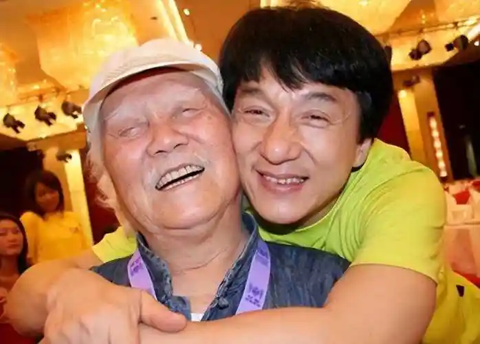 成龙简介成龙真实身份曝光