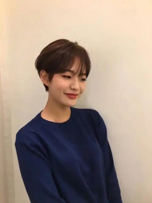 上海剪发推荐李松  #今日发型  #短发  #减龄短发  #女生发型参考