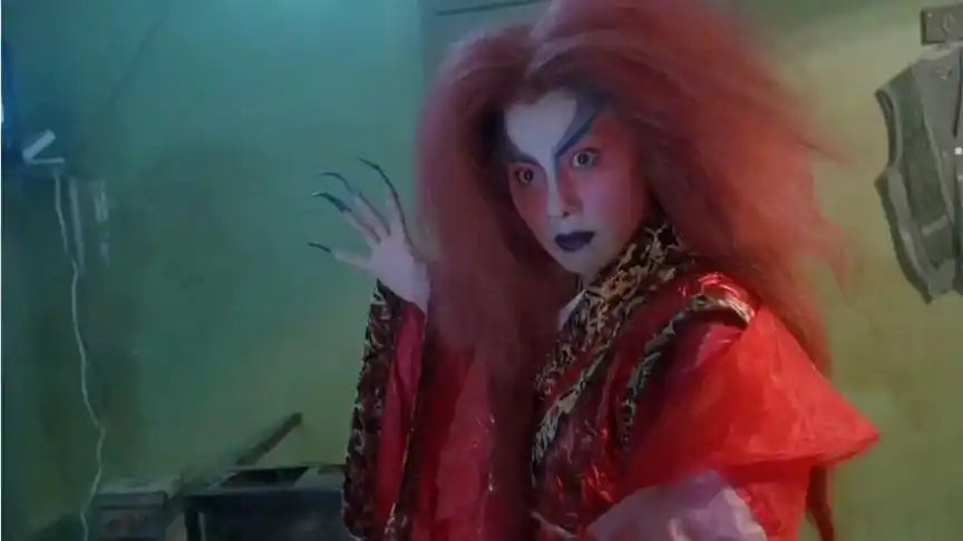 这红毛鬼实力不行啊.