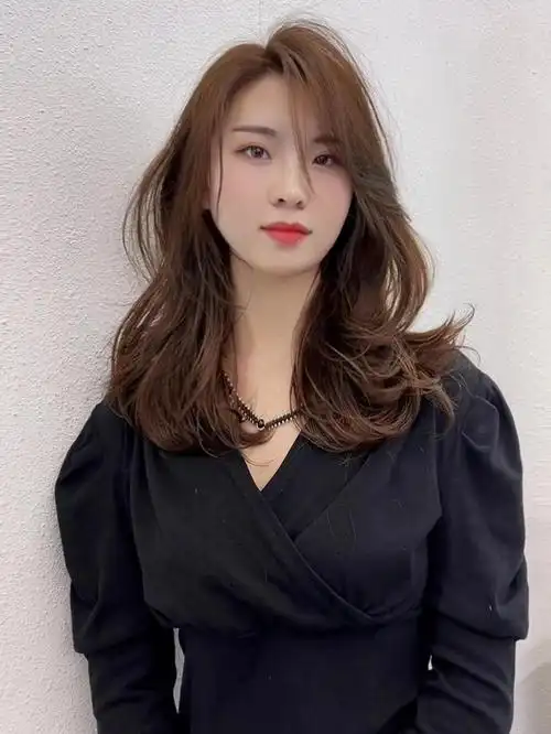 韩式烫发~中短发尴尬期选择一款适合自己的烫发发型让你让你即洋气又