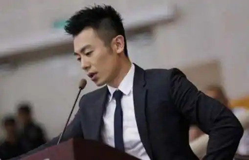 原创朱亚文爱了她9年还是娶了沈佳妮34岁的她却成人生赢家