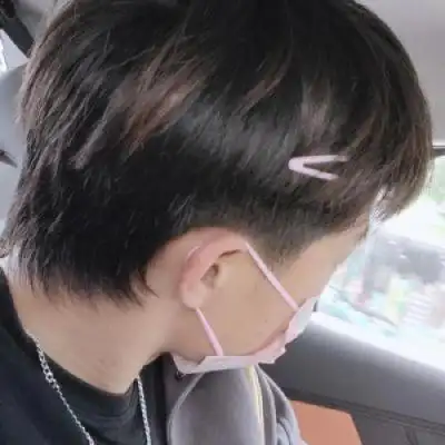 小清新年轻人单人单张情侣头像图片