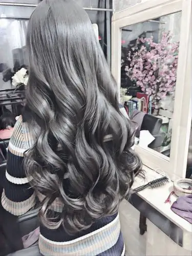 及腰长发适合什么样的发型?