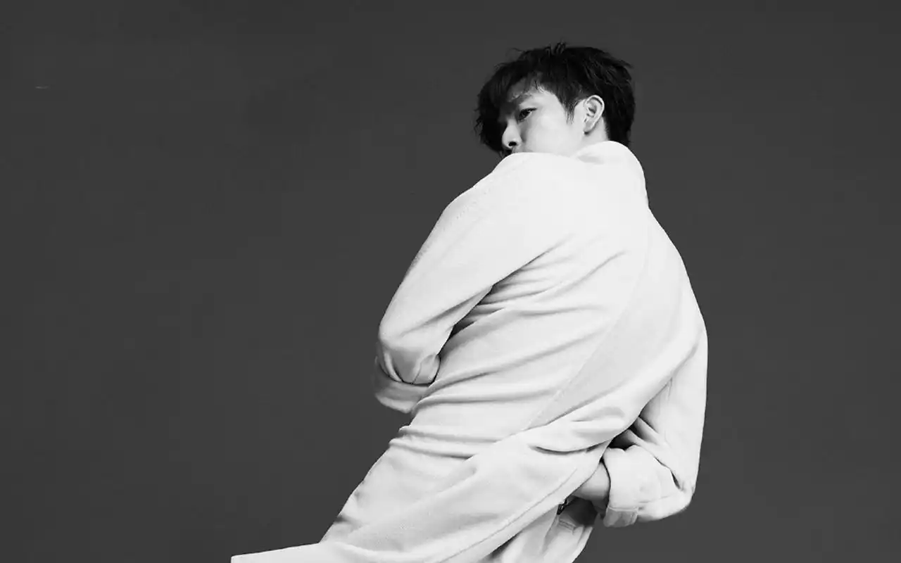 钟汉良黑白艺术照帅气写真高清桌面壁纸钟汉良艺术高清男明星帅哥