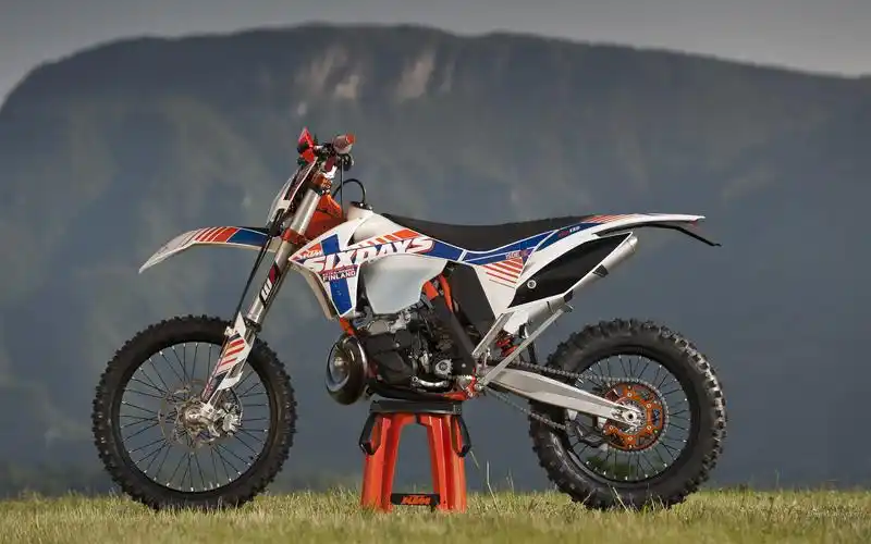 ktm 250 exc 2560*1600 - 摩托图片资料 摩托车网站 摩托车 机车文化