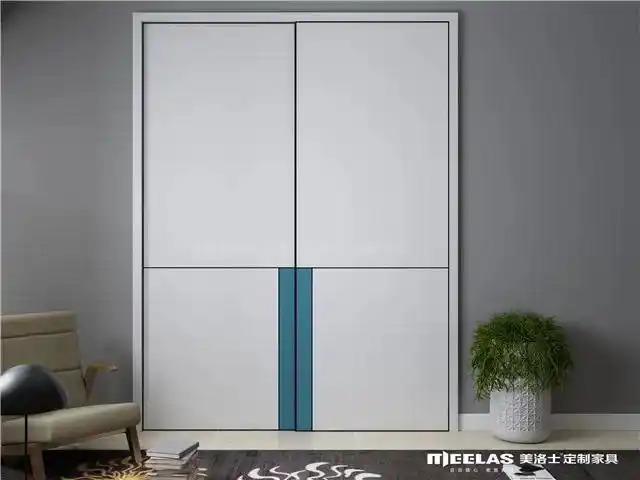 美洛士全新极简系列衣柜移门,大胆运用材质与颜色搭配,使传统款式移门
