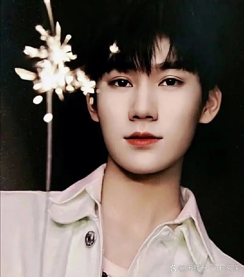 祝张真源20生日快乐!