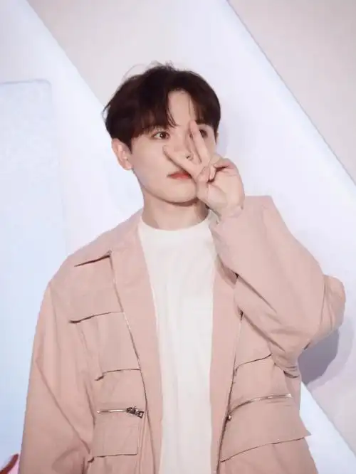 可可爱爱尤长靖  #安利尤长靖  #尤长靖  可爱的宝子 爱辽爱 000