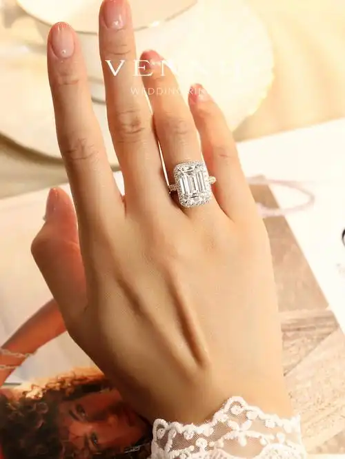 7克拉祖母绿一见倾心展会款北京钻戒