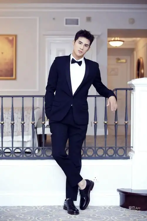 消息姜潮获最受欢迎男演员大奖多部主演作品今年播出