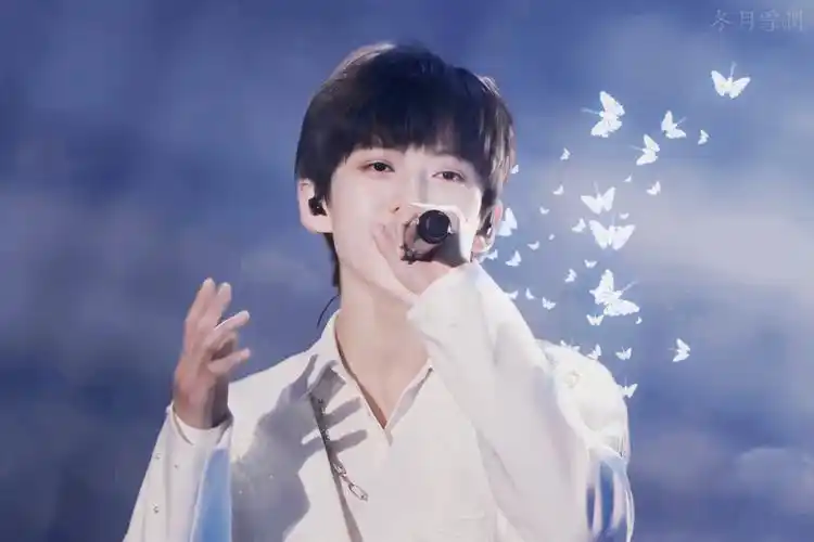 陈天润新年音乐会这套也太仙了吧